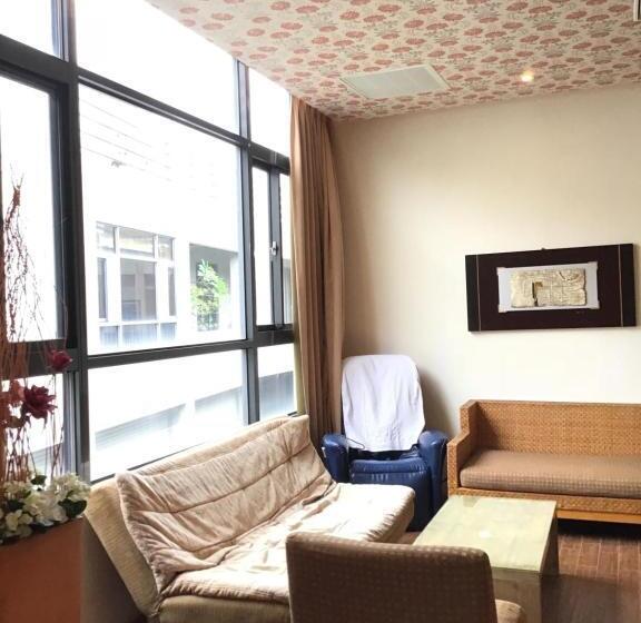 اتاق لوکس چهار تخته, Hiye Fashion Motel