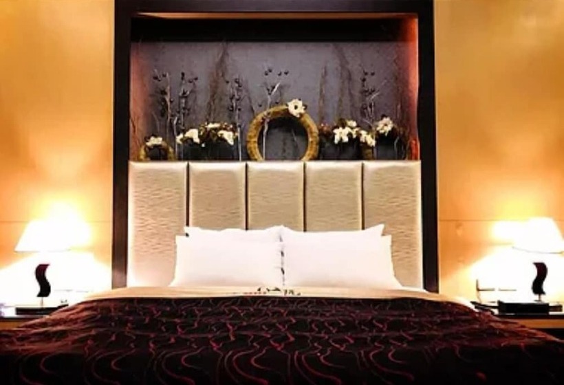 اتاق لوکس چهار تخته, Hiye Fashion Motel