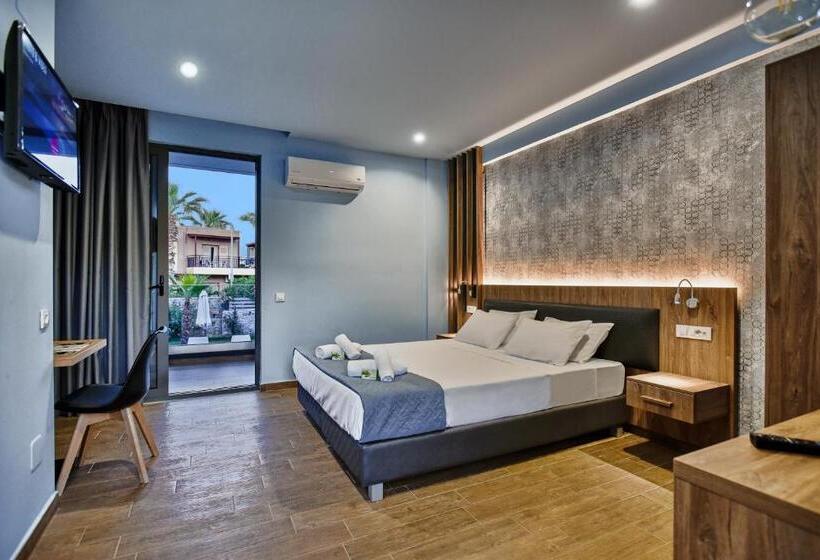 استودیوی سوپریور, Del Mar  Adults Only