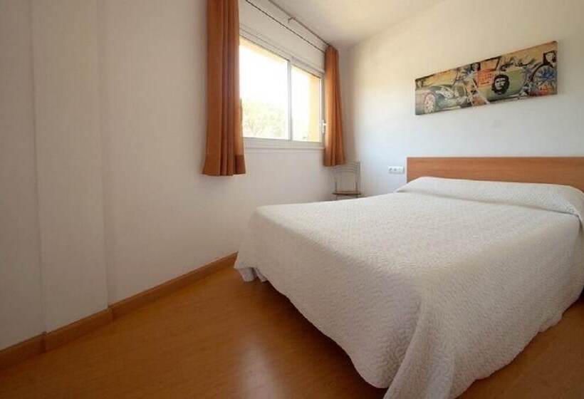 标准工作室, Aparthotel Arenal