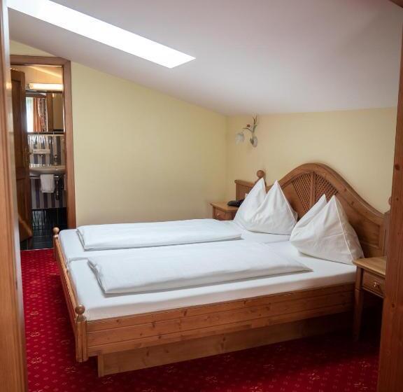 جناح جونيور مزوَّد بشرفة, Aparthotel Kristall