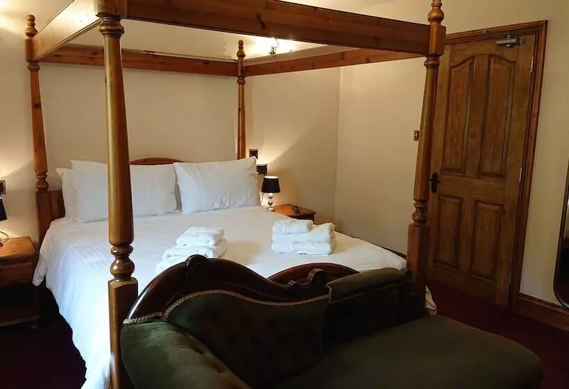 Superior-huone, Great Trethew Manor Hotel & Self Catering Lodges