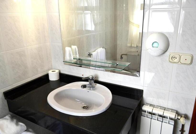 اتاق استاندارد, Alda Santa Cristina