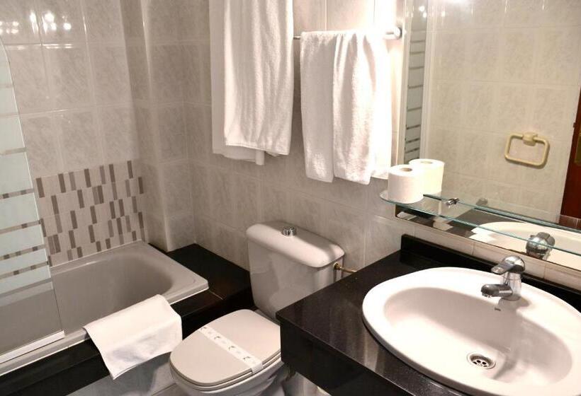 اتاق پرمیوم با چشمانداز دریا, Alda Santa Cristina