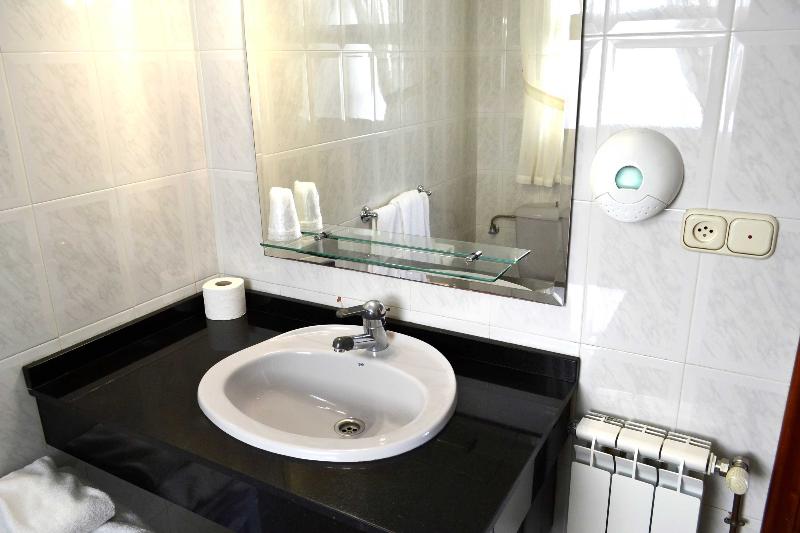 اتاق استاندارد, Alda Santa Cristina