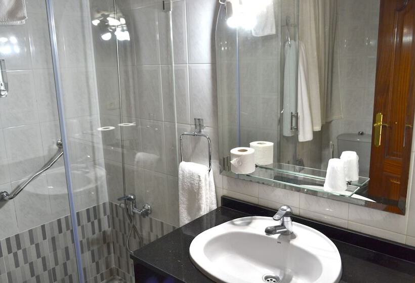 اتاق استاندارد, Alda Santa Cristina