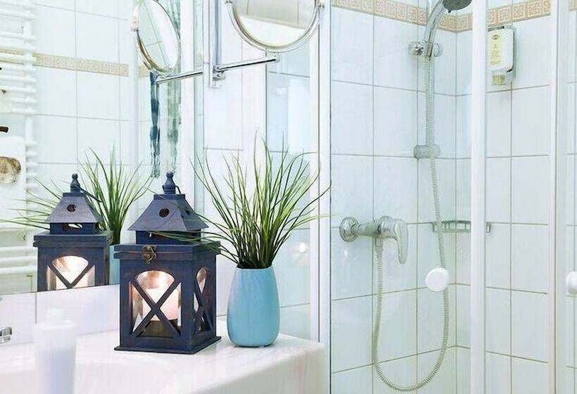 غرفة أساسية, Am Medemufer