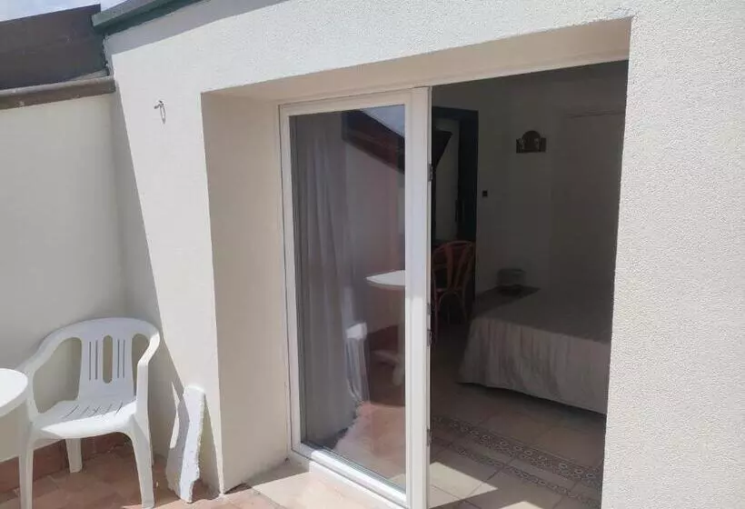 اتاق استاندارد با بالکن, Ascot Riccione