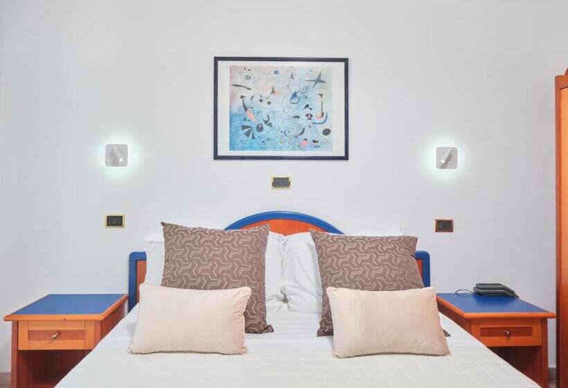 Номер Стандарт Боковой Вид на Море, Ascot Riccione