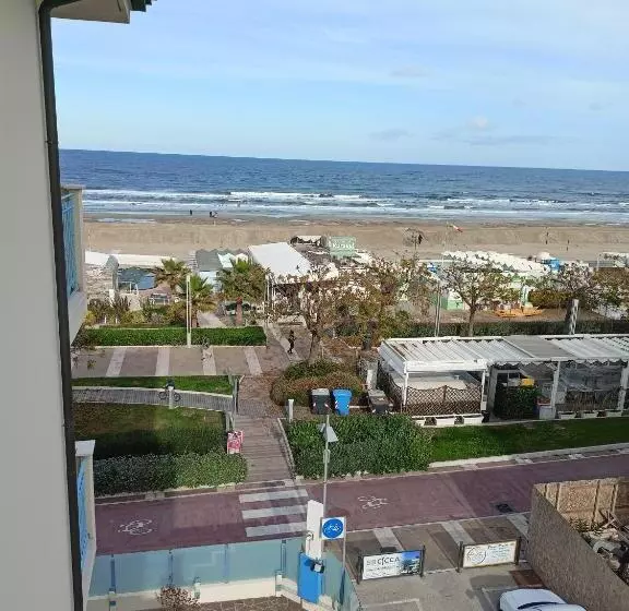 اتاق لوکس چهار تخته, Ascot Riccione