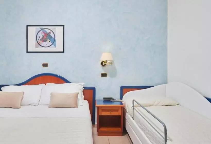 اتاق لوکس چهار تخته, Ascot Riccione