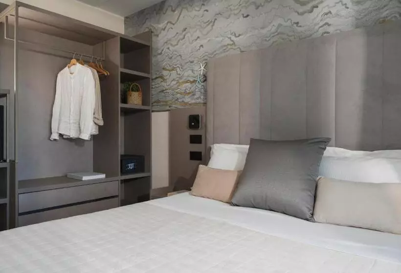 اتاق سوپریور با چشمانداز دریا, Ascot Riccione