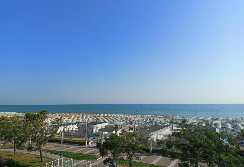 חדר סופריור נוף לים, Ascot Riccione