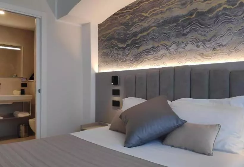 اتاق استاندارد با تخت بزرگ, Ascot Riccione