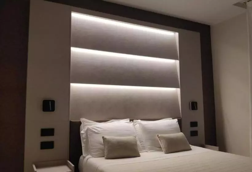 اتاق استاندارد با تخت بزرگ, Ascot Riccione