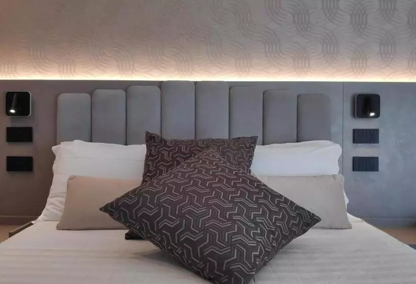 اتاق استاندارد چهار تخته, Ascot Riccione
