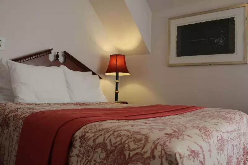 اتاق راحتی, Auberge Manoir Ville Marie