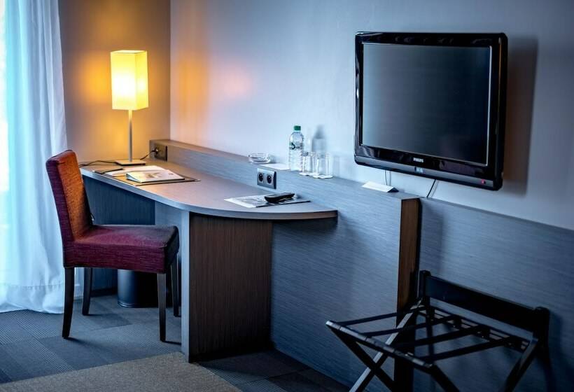 家庭间, Best Western Plus Hôtel Gergovie