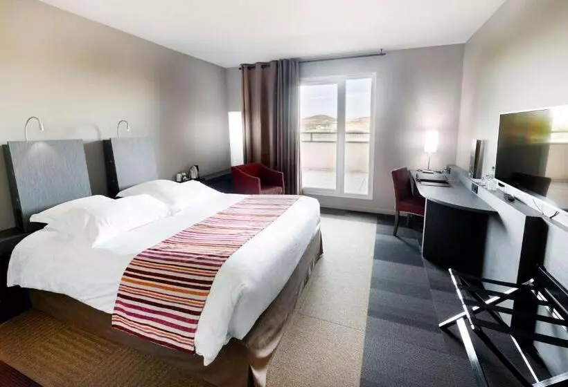 バルコニー付きスタンダードルーム, Best Western Plus Hôtel Gergovie