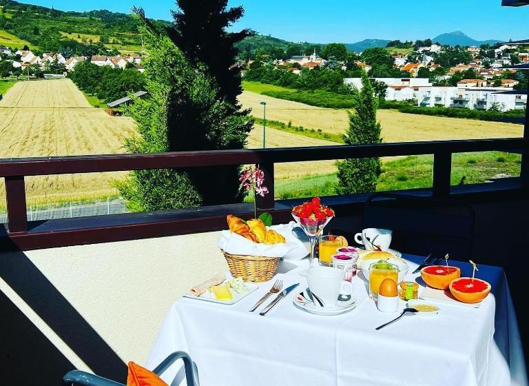 标准间带阳台, Best Western Plus Hôtel Gergovie