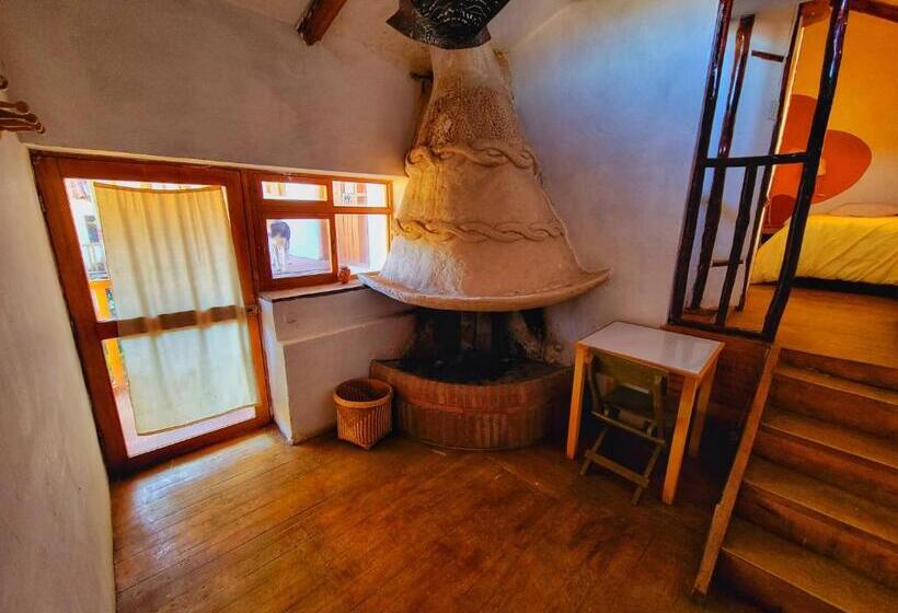 标准三人间, La Casa De Campo