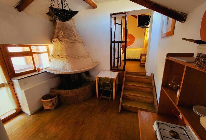 标准三人间, La Casa De Campo