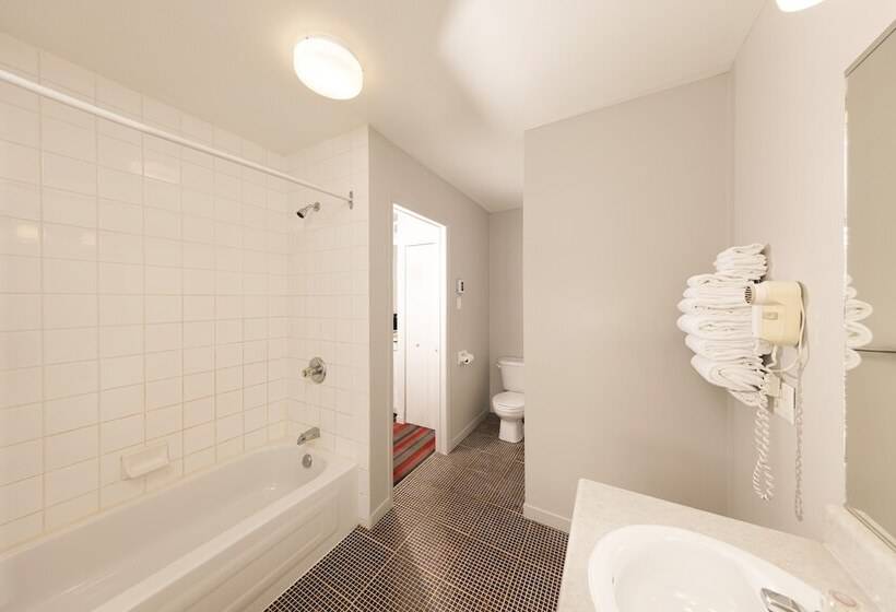 سوییت جونیور, Du Nord