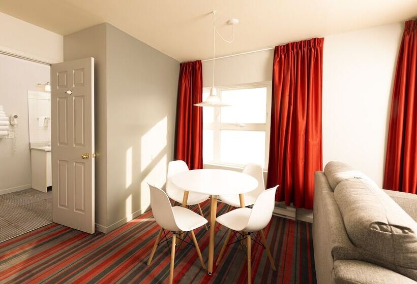 سوییت جونیور, Du Nord