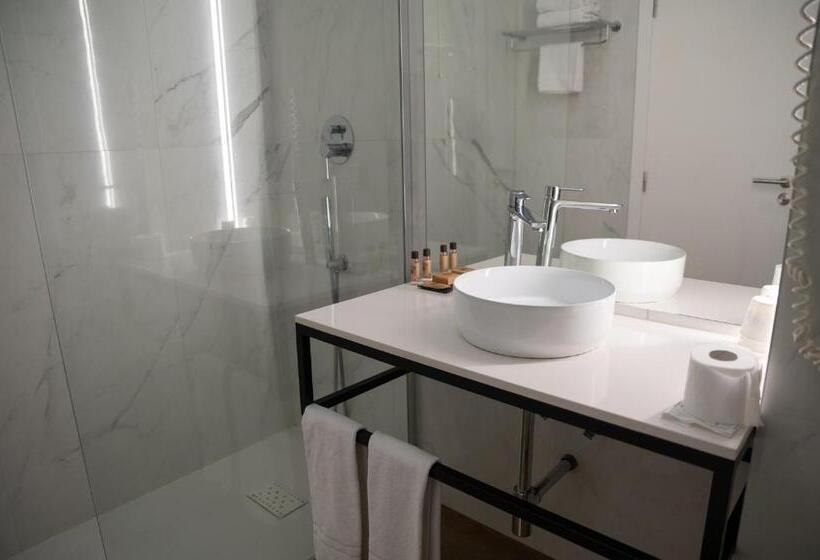 اتاق سوپریور, Durao