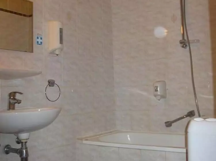 اتاق استاندارد سه نفره, Sky Apart Hotel   Hotel Eurocap