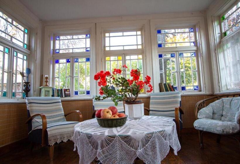 آپارتمان 3 خوابه, Ezera Maja