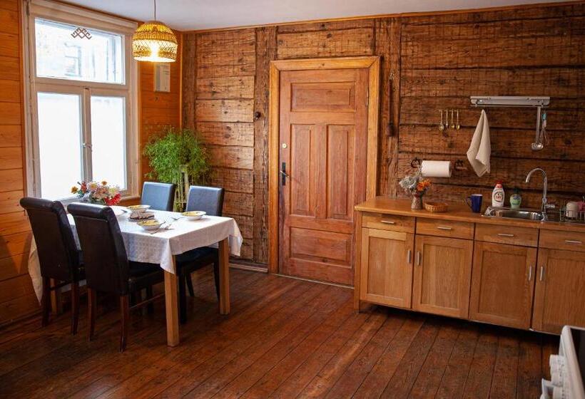 آپارتمان 3 خوابه, Ezera Maja