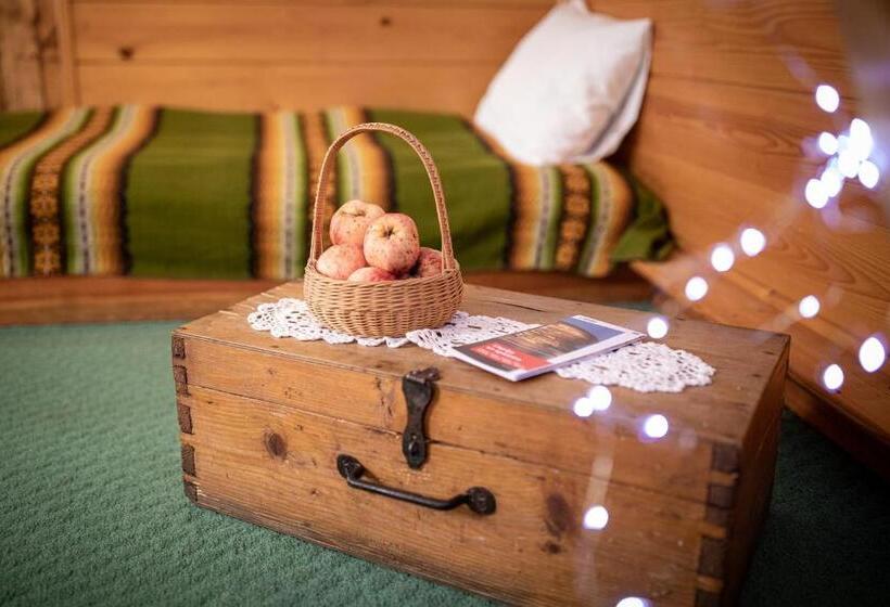 آپارتمان 2 خوابه, Ezera Maja