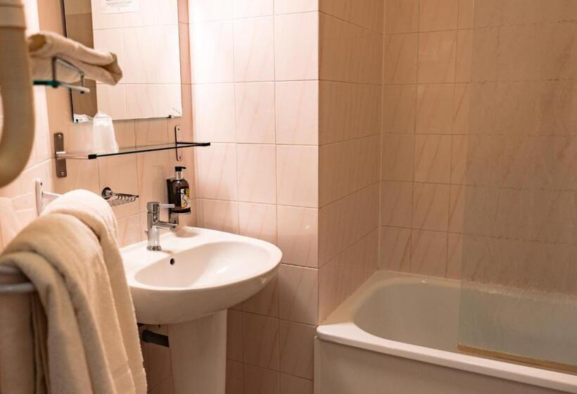 스탠다드 룸, Logis Heraclee