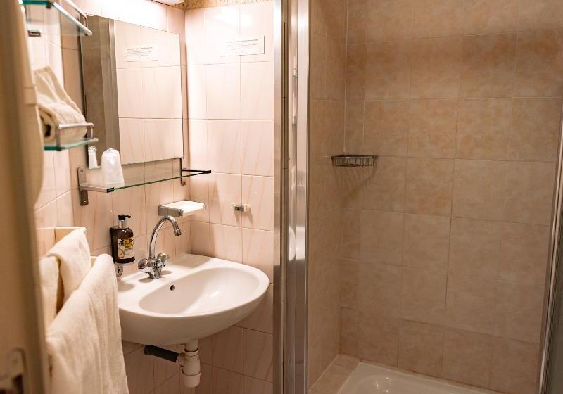 스탠다드 룸, Logis Heraclee