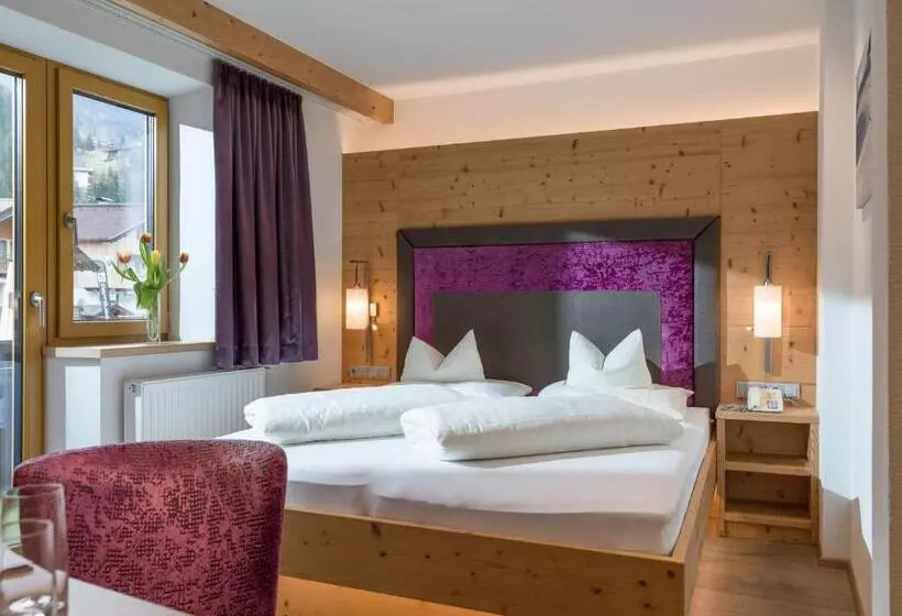 Standard-huone, Platzl