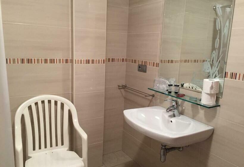 غرفة قياسية, Santa Cruz