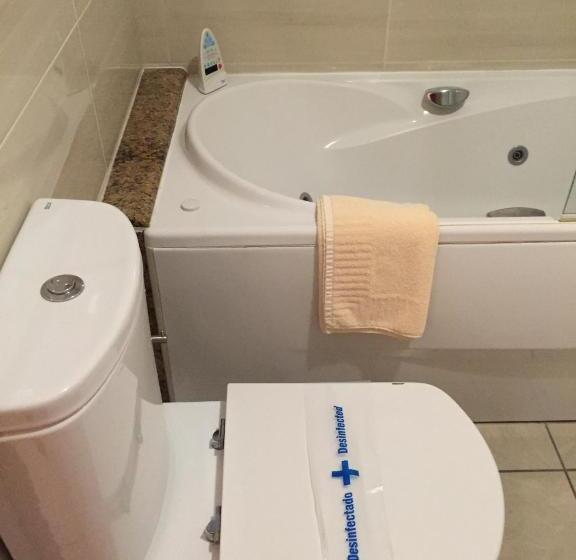 غرفة قياسية, Santa Cruz