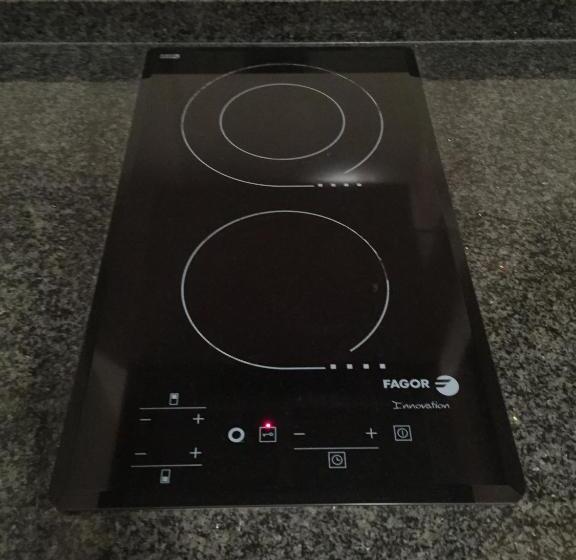 شقة غرفة واحدة, Santa Cruz