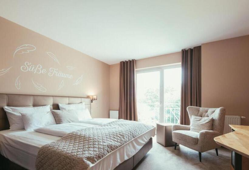 Номер Deluxe, Traumvogel