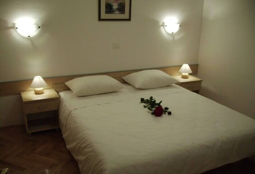 海の見えるスタンダードスタジオ, Tamarix Residence