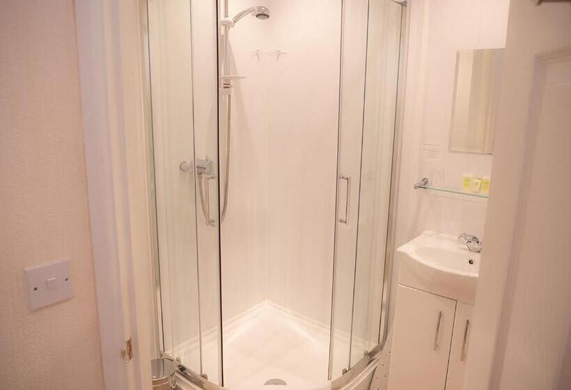 Номер Стандарт, The Commercial