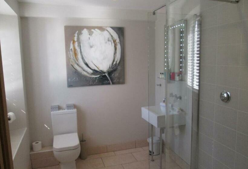 豪华房间, Three Cranes