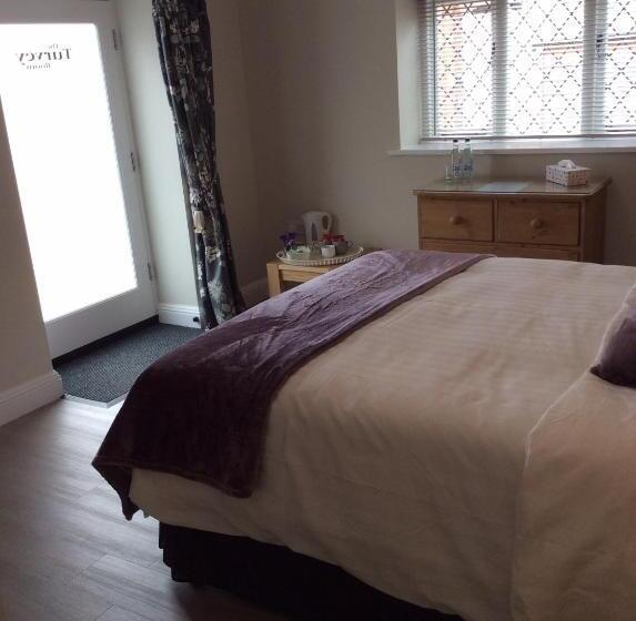 高级大房间, Three Cranes