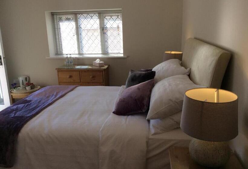 高级大房间, Three Cranes