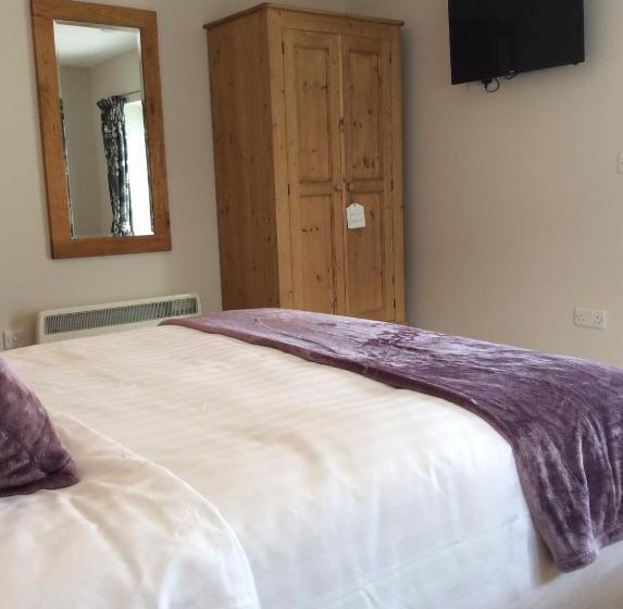 高级大房间, Three Cranes