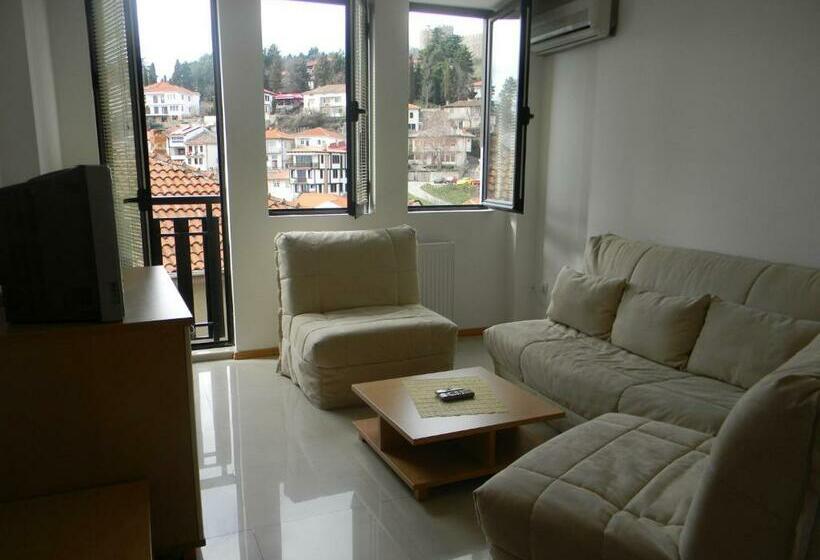 مجموعه ویستا شهر, Villa Kale