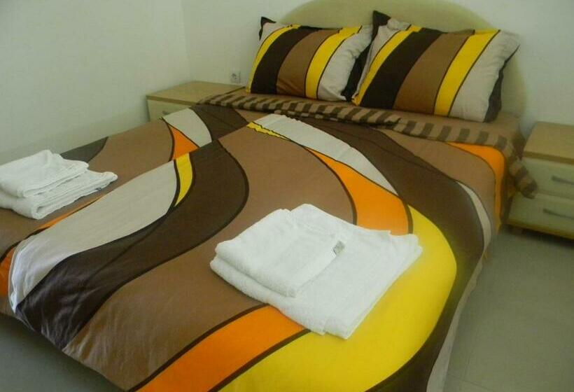 مجموعه ویستا شهر, Villa Kale