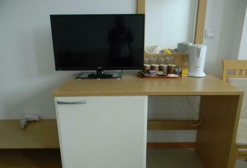 مجموعه ویستا شهر, Villa Kale