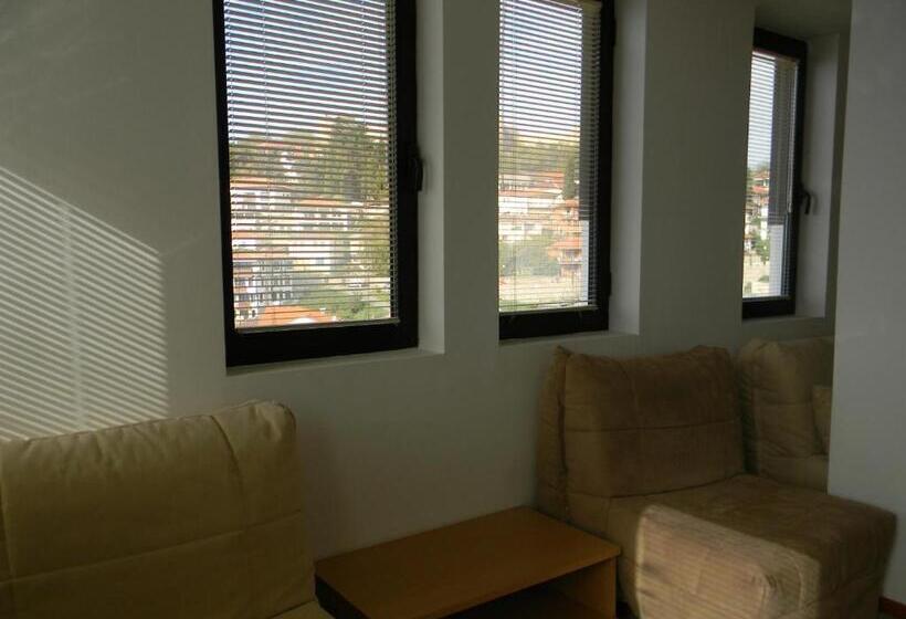 اتاق لوکس با چشمانداز دریاچه, Villa Kale